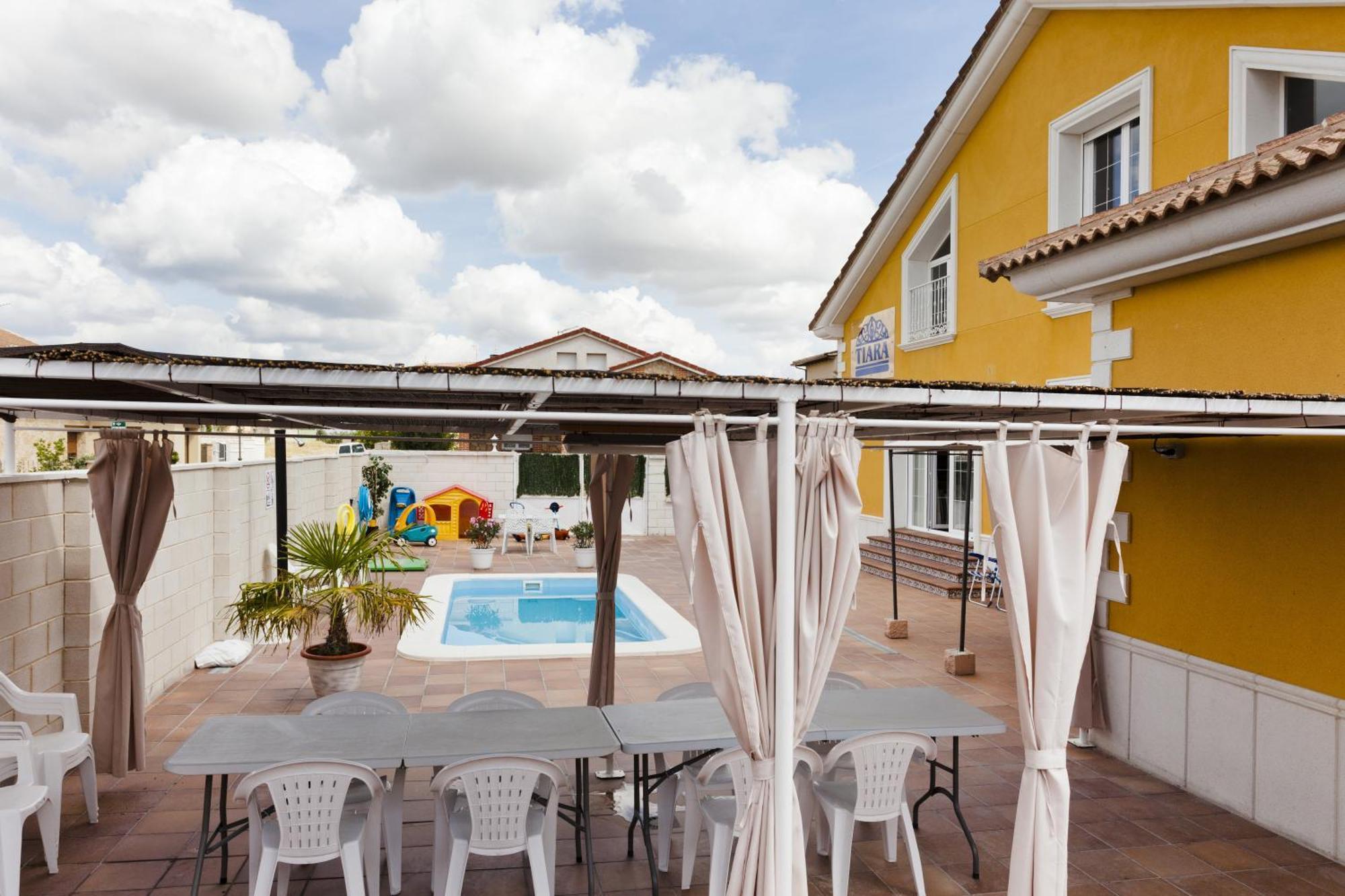 Tiara Vacaciones Villa Nava de la Asuncion Ngoại thất bức ảnh